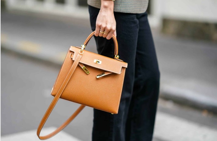 Kurumsal çanta ekspertiz ve değerleme masası